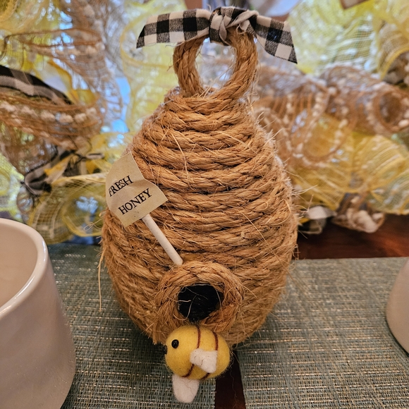 10pc BEE HOME DECOR SET - Picture 7 of 7